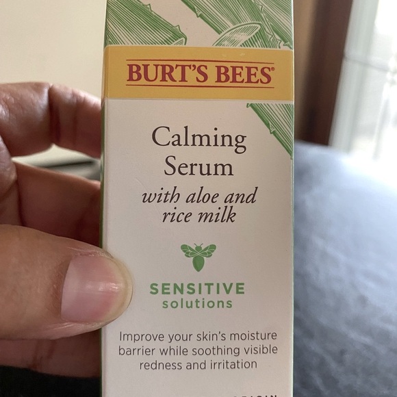 Burt's Bees Calming Serum with Aloe and Rice Milk - sensitive solutions 1 fl oz - Picture 6 of 7